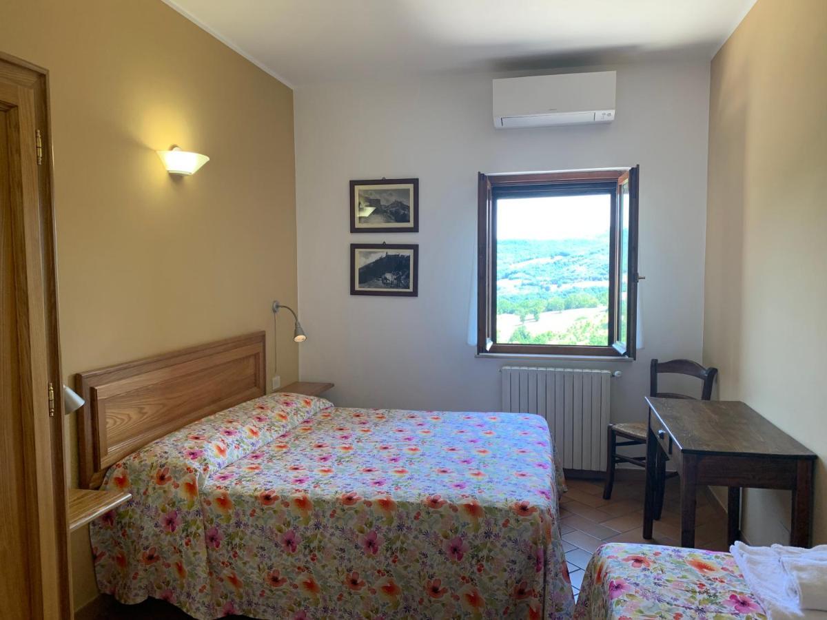 Agriturismo Il Castello Assisi Eksteriør bilde