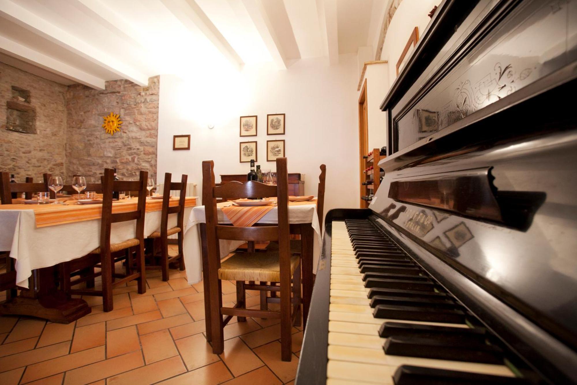 Agriturismo Il Castello Assisi Eksteriør bilde