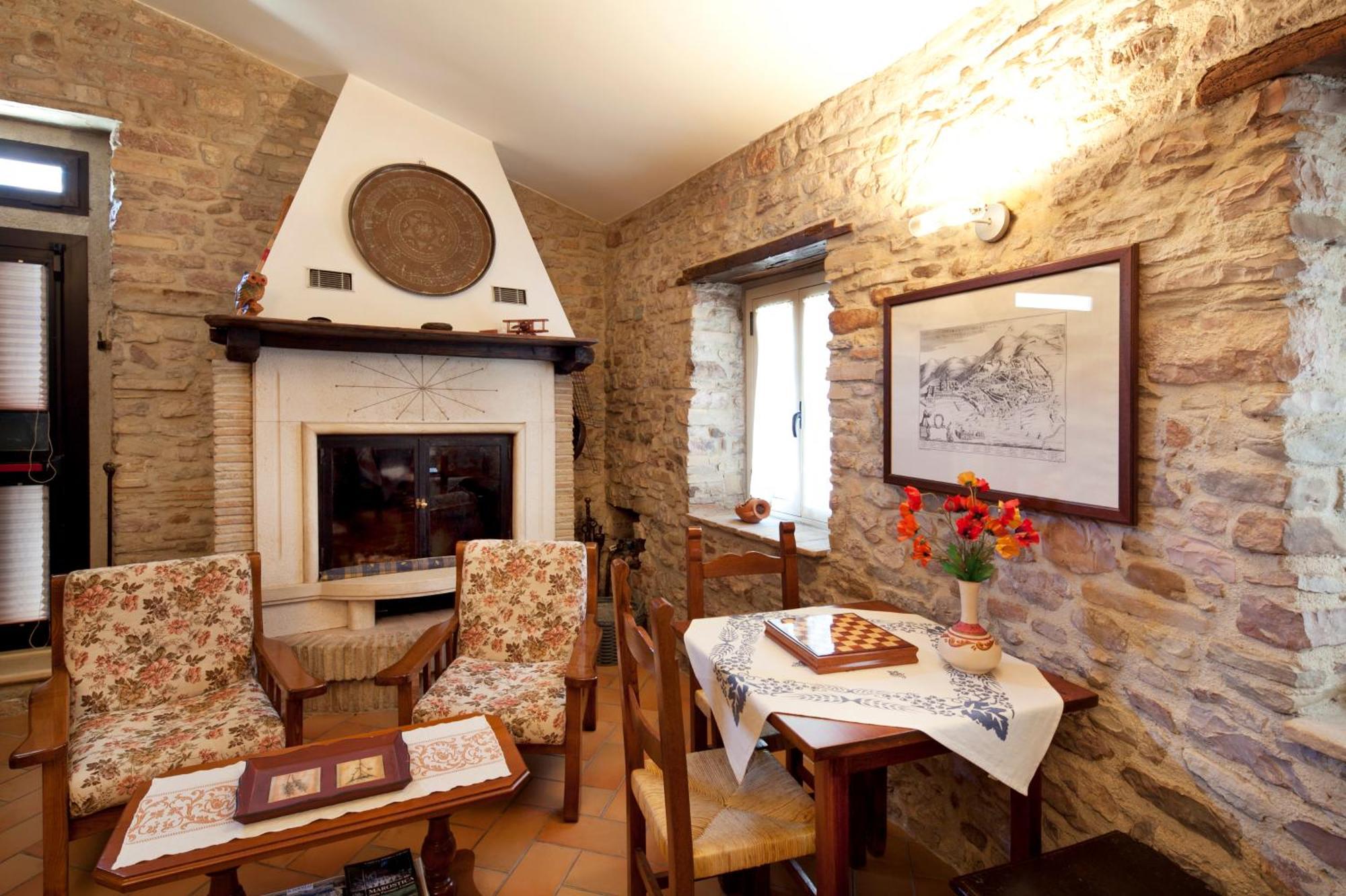 Agriturismo Il Castello Assisi Eksteriør bilde