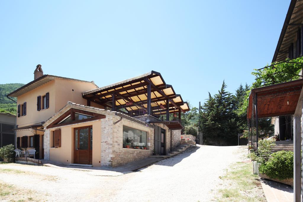 Agriturismo Il Castello Assisi Eksteriør bilde