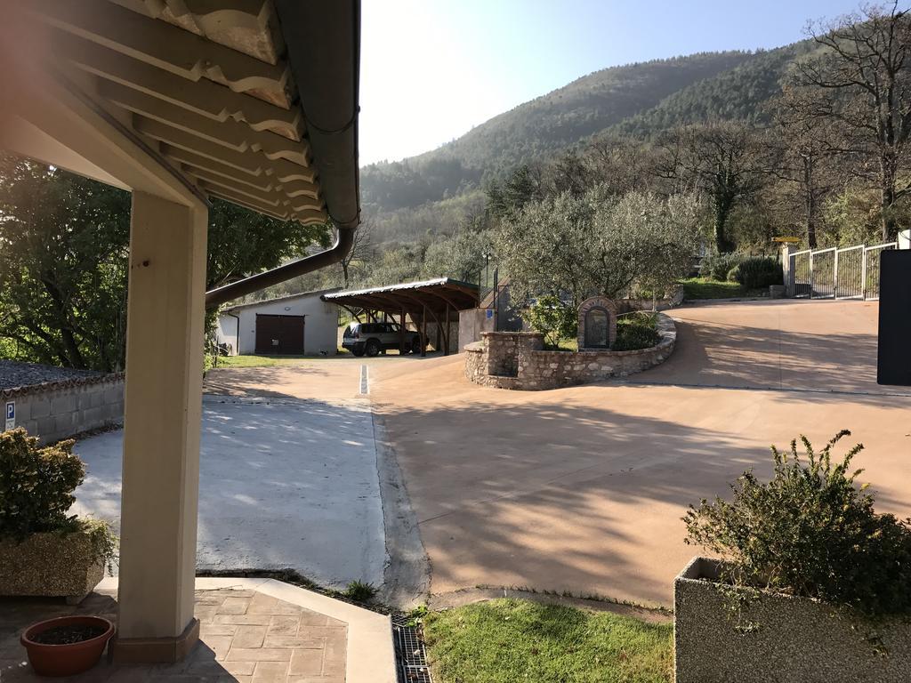 Agriturismo Il Castello Assisi Eksteriør bilde