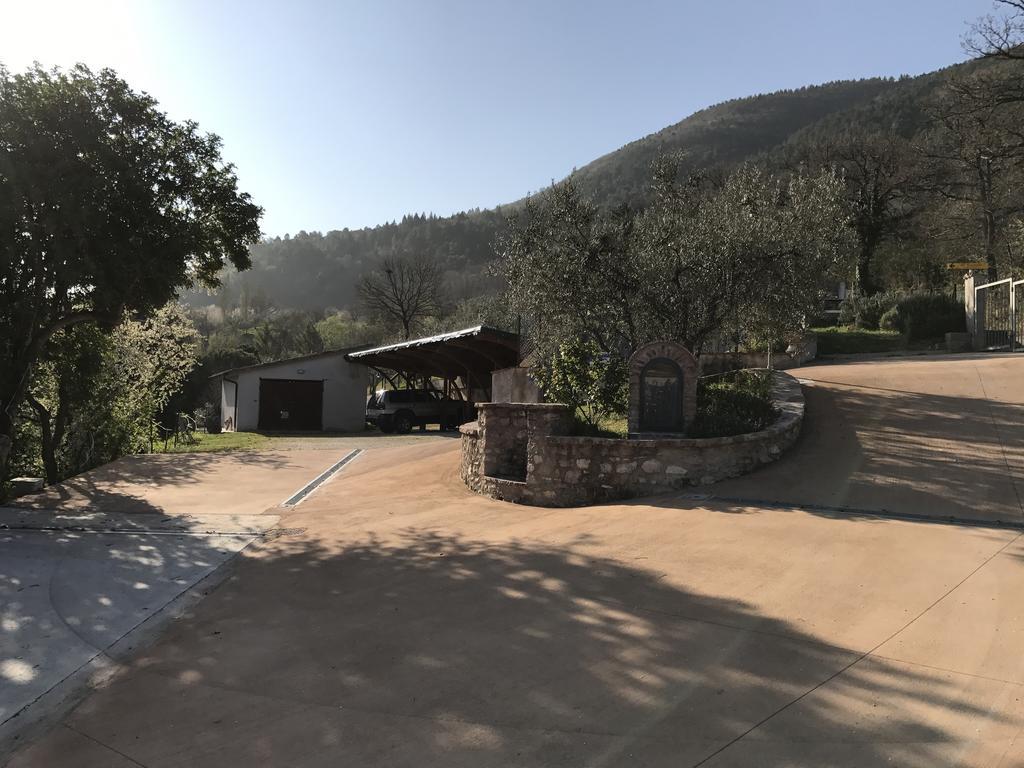 Agriturismo Il Castello Assisi Eksteriør bilde